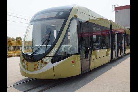tn_cn-suzhou_tram_front.jpg